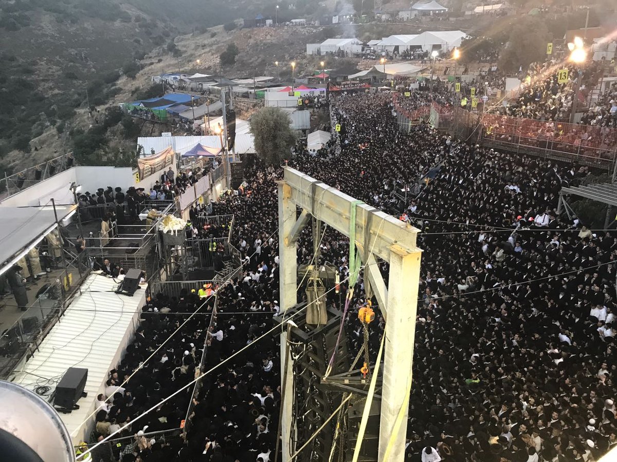 צפו: הדלקת 'תולדות אהרן' שחתמה את חגיגות ל"ג בעומר במירון