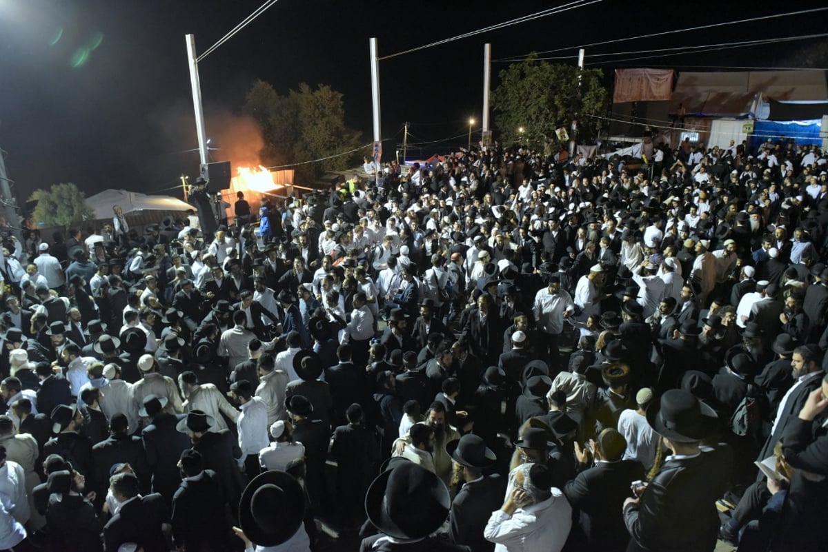 מעמד ההדלקה של קהילת שובו בנים - ברסלב