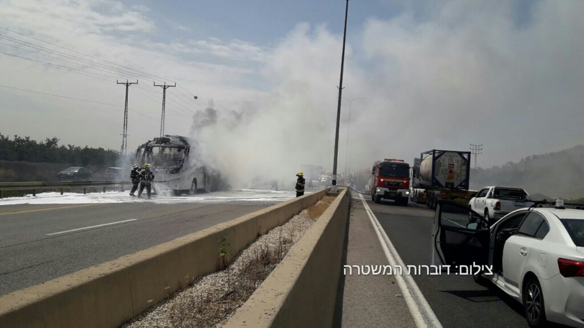 התושיה שהצילה בני נוער מהאוטובוס הבוער • צפו