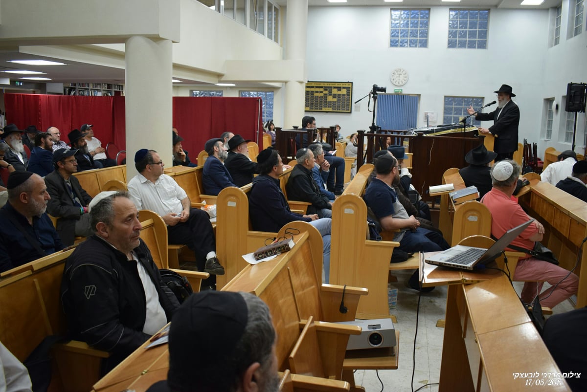 שלושים לפטירת הרב מענדל דייטש הי"ד. צפו