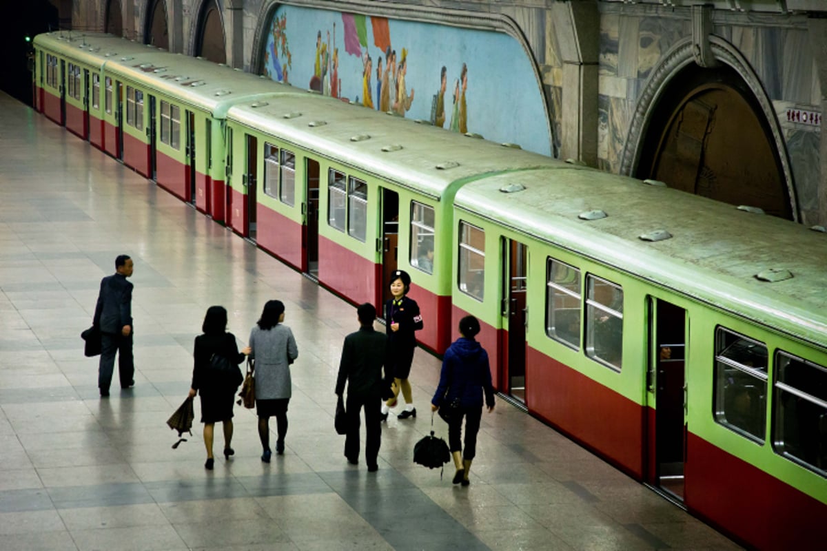 הצלם הישראלי משה שי מציג: ביקור מצולם במדינה המסוגרת צפון קוריאה