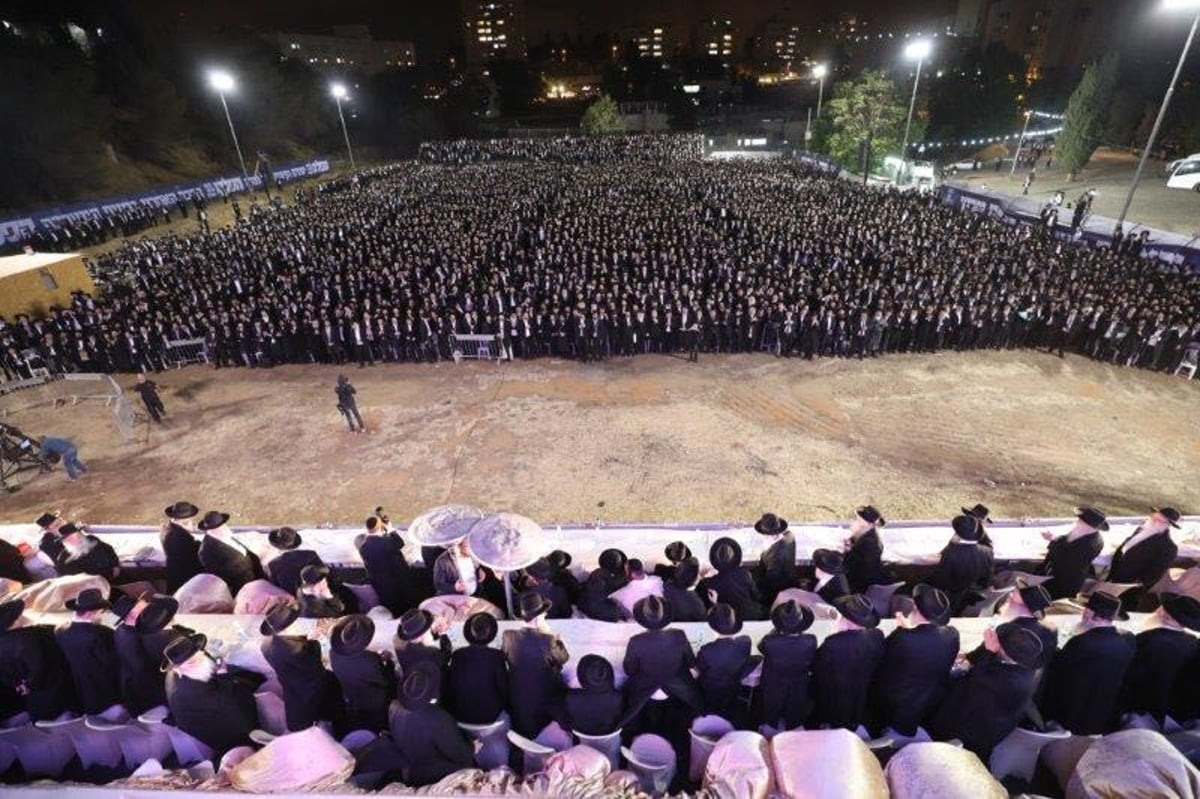 הגר"ש אוירבך פרץ בבכי: "אין יראת ה' בוערת בקרבם, נכנסה אש זרה"