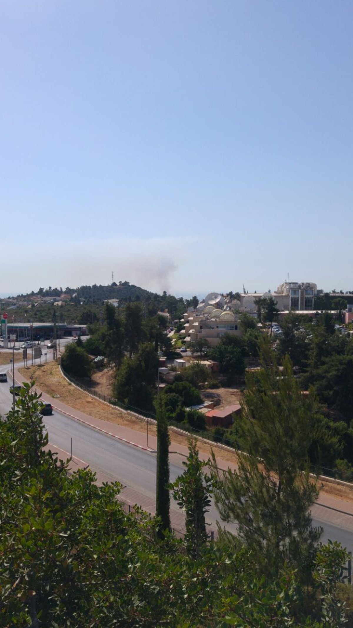 שריפת קוצים ליד כביש 1: תושבי משמר איילון פונו מבתיהם