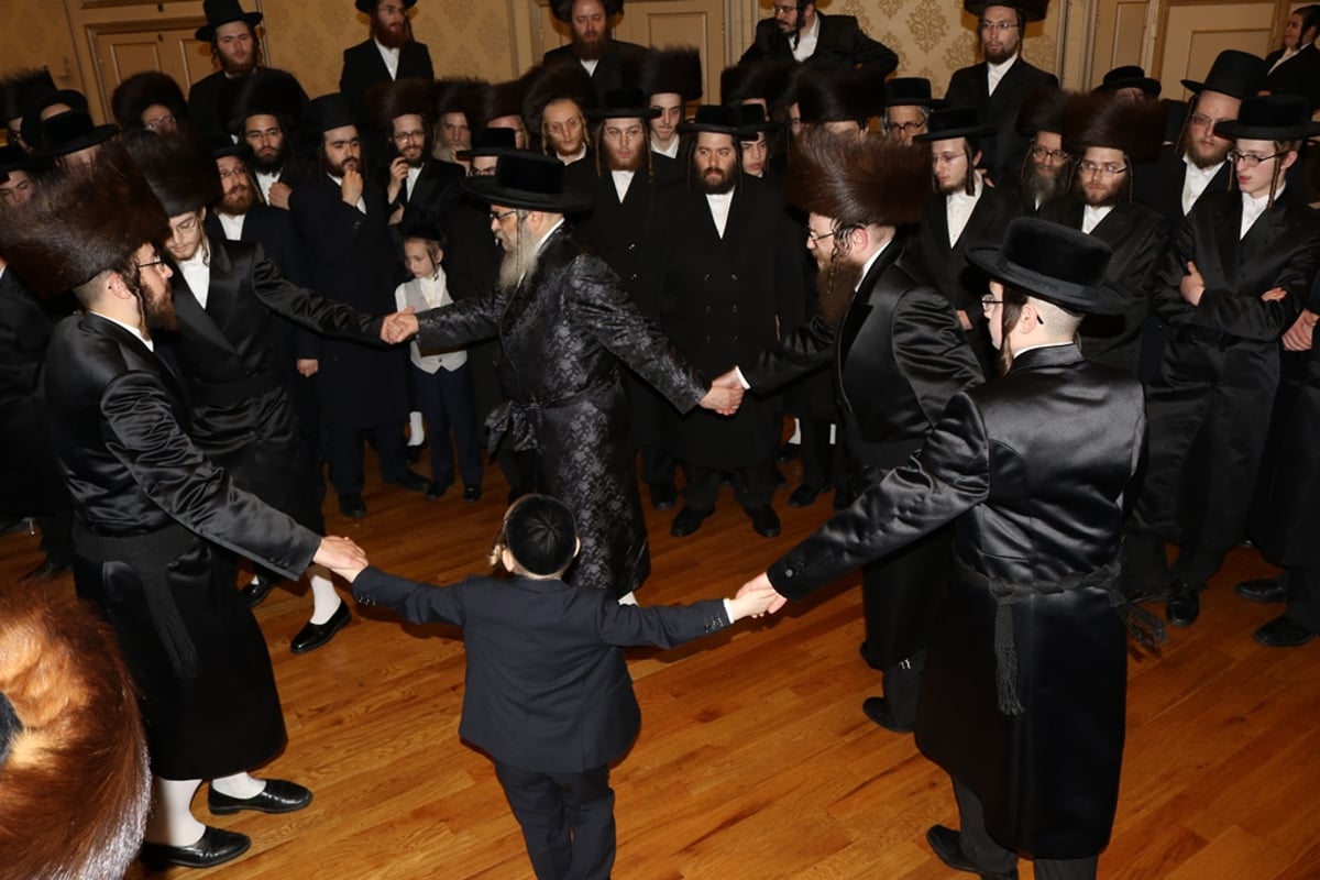 המשב"ק של האדמו"ר מסאטמר חיתן את בנו. צפו