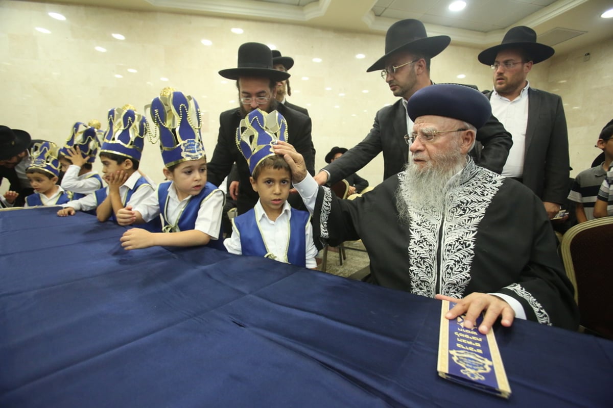 בני האברכים חגגו לראשונה מסיבת חומש • צפו