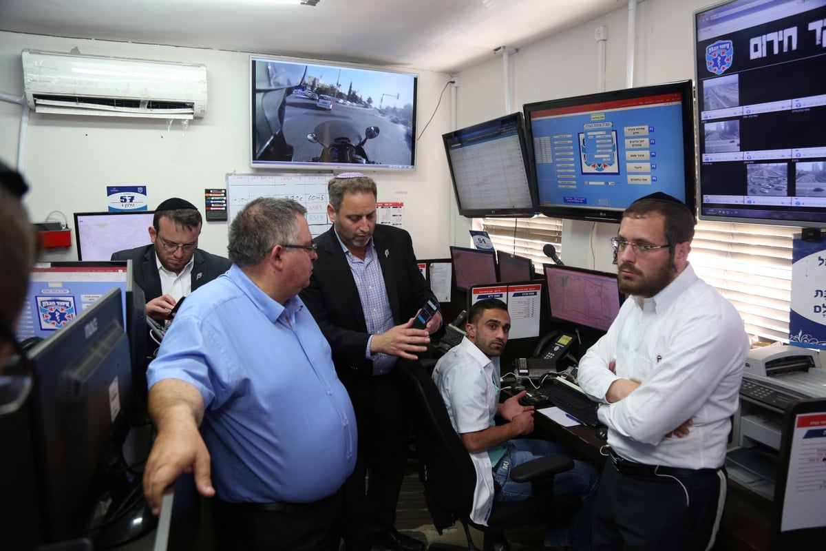 ח"כ דוד ביטן בסיור ב'איחוד הצלה': "ארגון למופת, אסייע לפעילות החשובה שלכם"