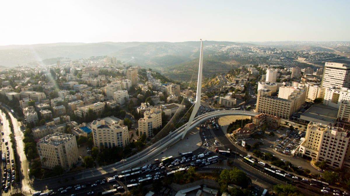 ירושלים, תל אביב ו...מודיעין עילית מהאוויר