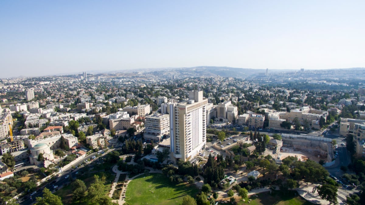 ירושלים, תל אביב ו...מודיעין עילית מהאוויר