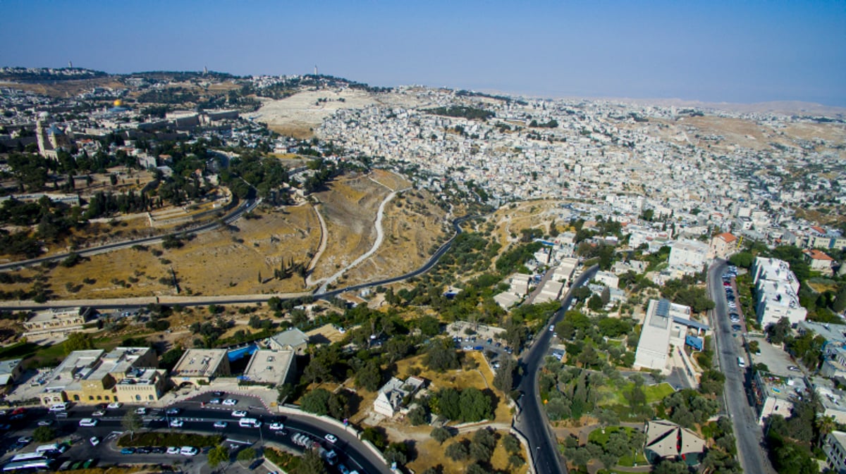 ירושלים, תל אביב ו...מודיעין עילית מהאוויר