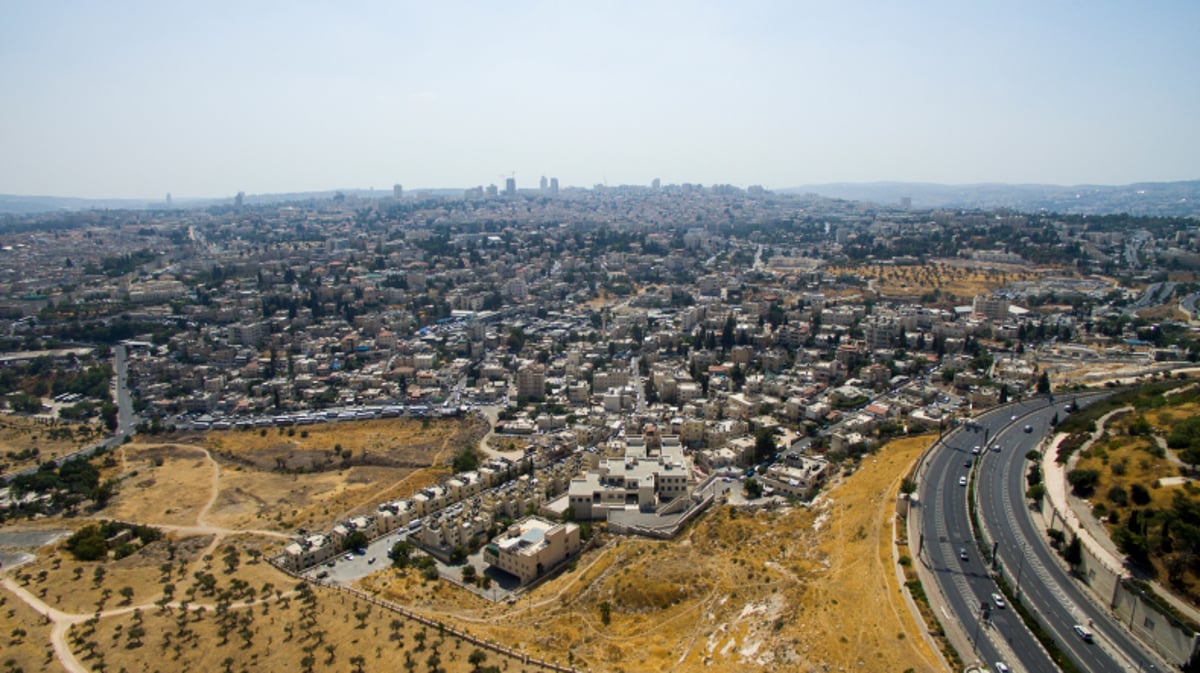 ירושלים, תל אביב ו...מודיעין עילית מהאוויר