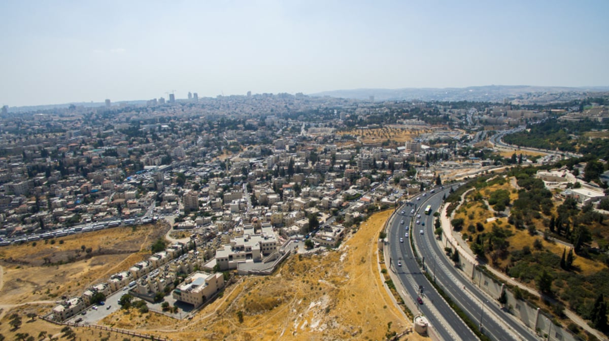 ירושלים, תל אביב ו...מודיעין עילית מהאוויר