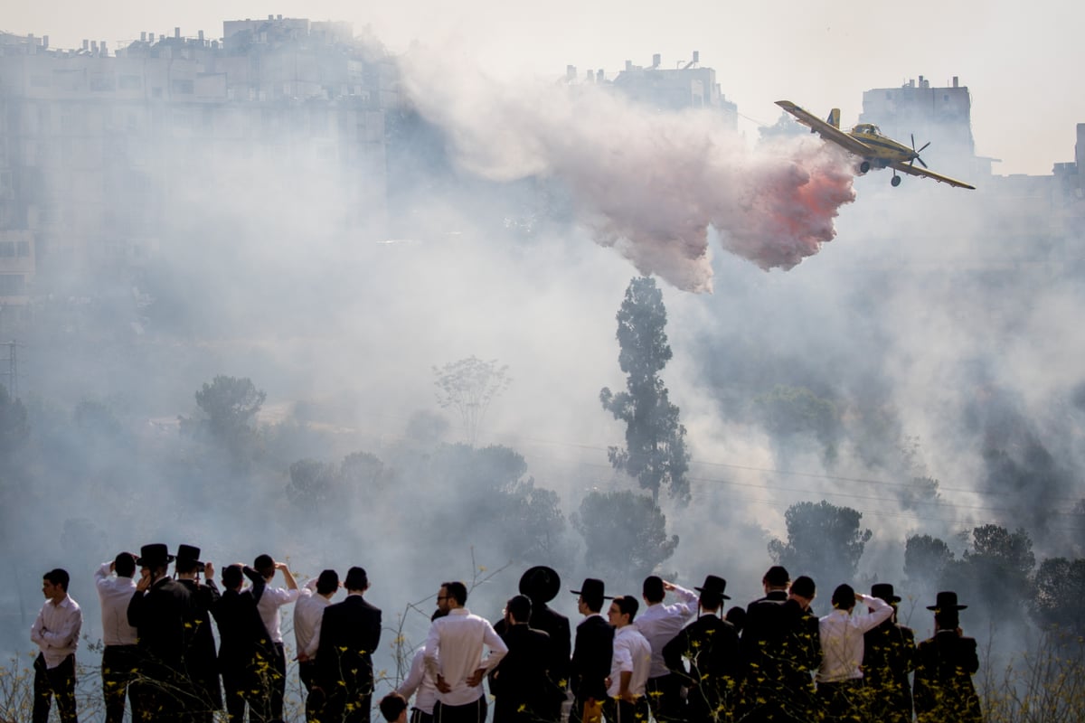 צפו בגלריה: שריפת הענק בפאתי רוממה