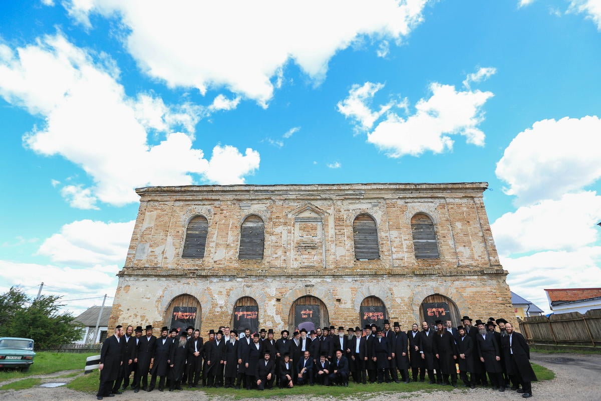 חסידות קרלין במסע מרגש במיוחד בארבע מדינות