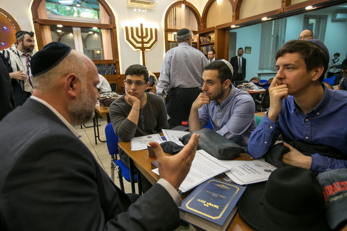 הגר"ש קמינצקי במוסקבה: "לו הגעתי רק בשביל מסירות הנפש של תלמידה זו - דיינו"