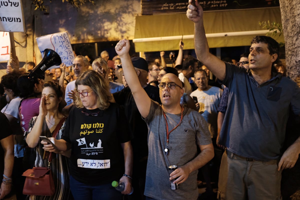 מארגני ההפגנות מול בית היועץ המשפטי לממשלה עוכבו ע"י המשטרה