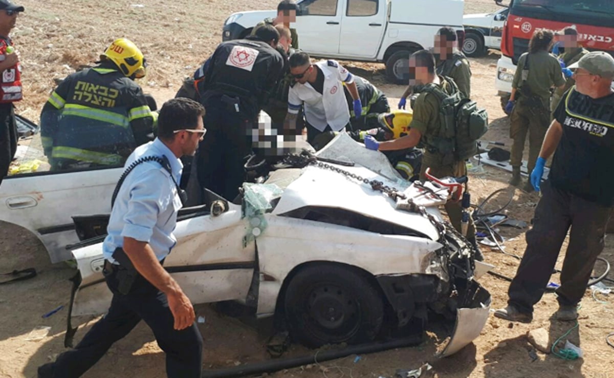 קרובי הנפגעים בכביש 1: התפללו לרפואתם