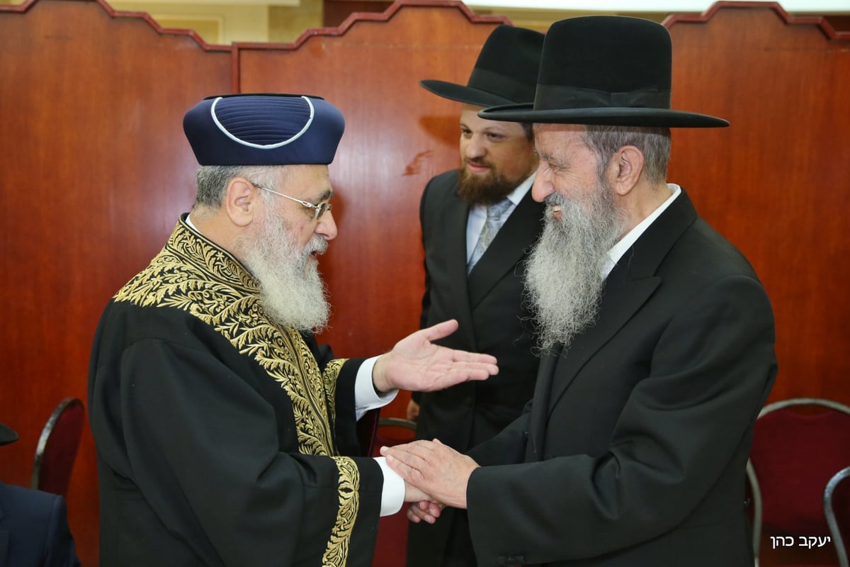 תיעוד: שמחת בר המצווה לנין מרן הגר"ע יוסף