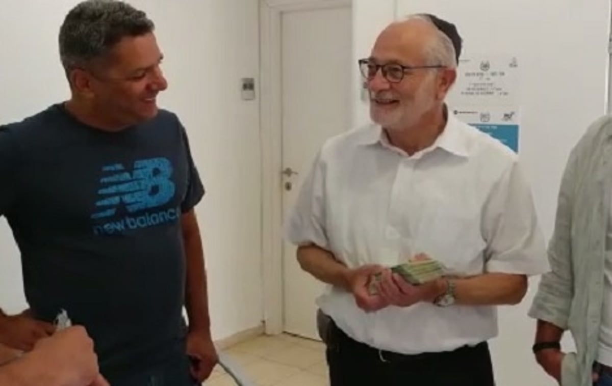 עשרות אלפי שקלים שנגנבו במהלך תאונה - הושבו לבעליהם