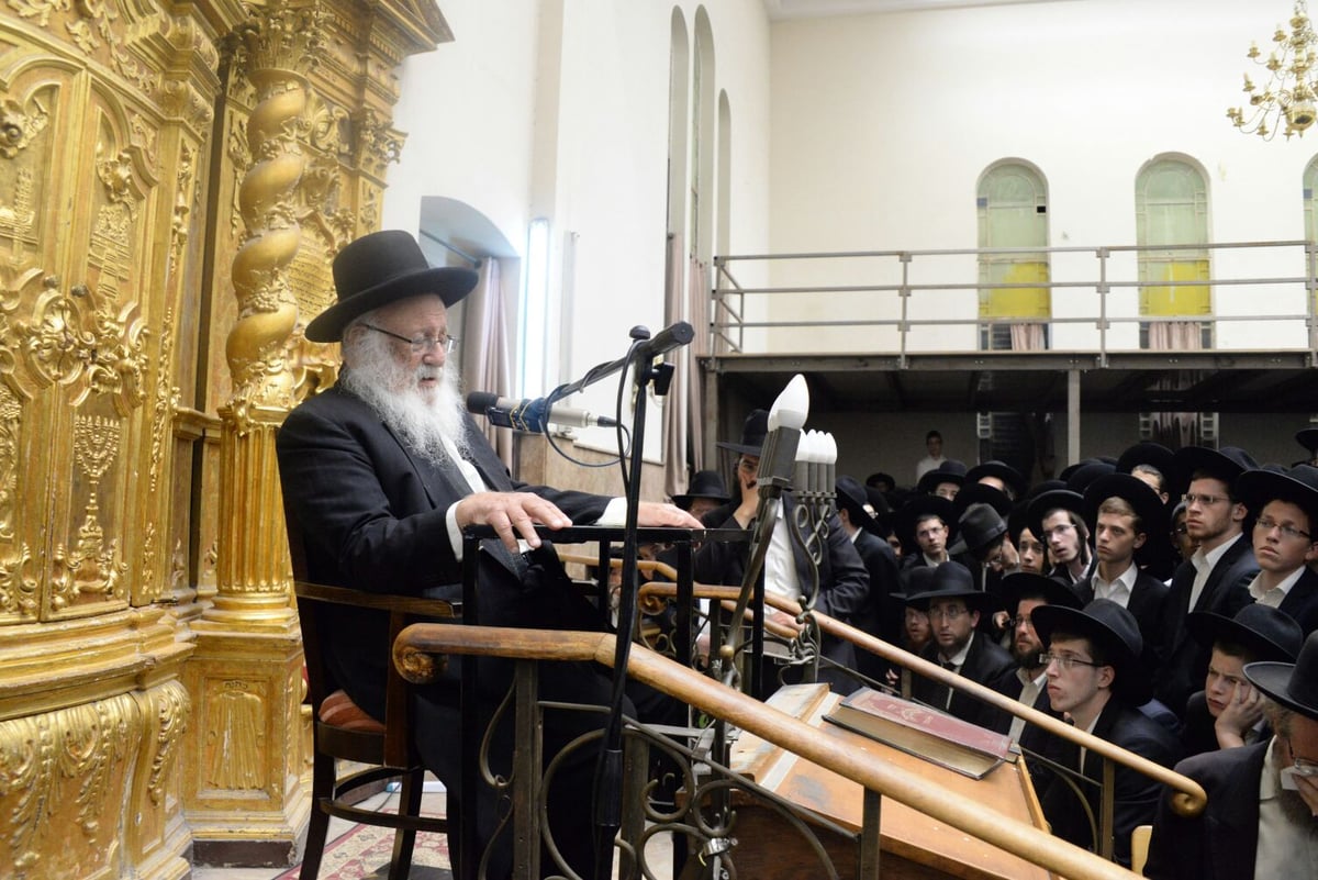 מסע הלווית  המשגיח הגר"א גינזבורג זצ"ל