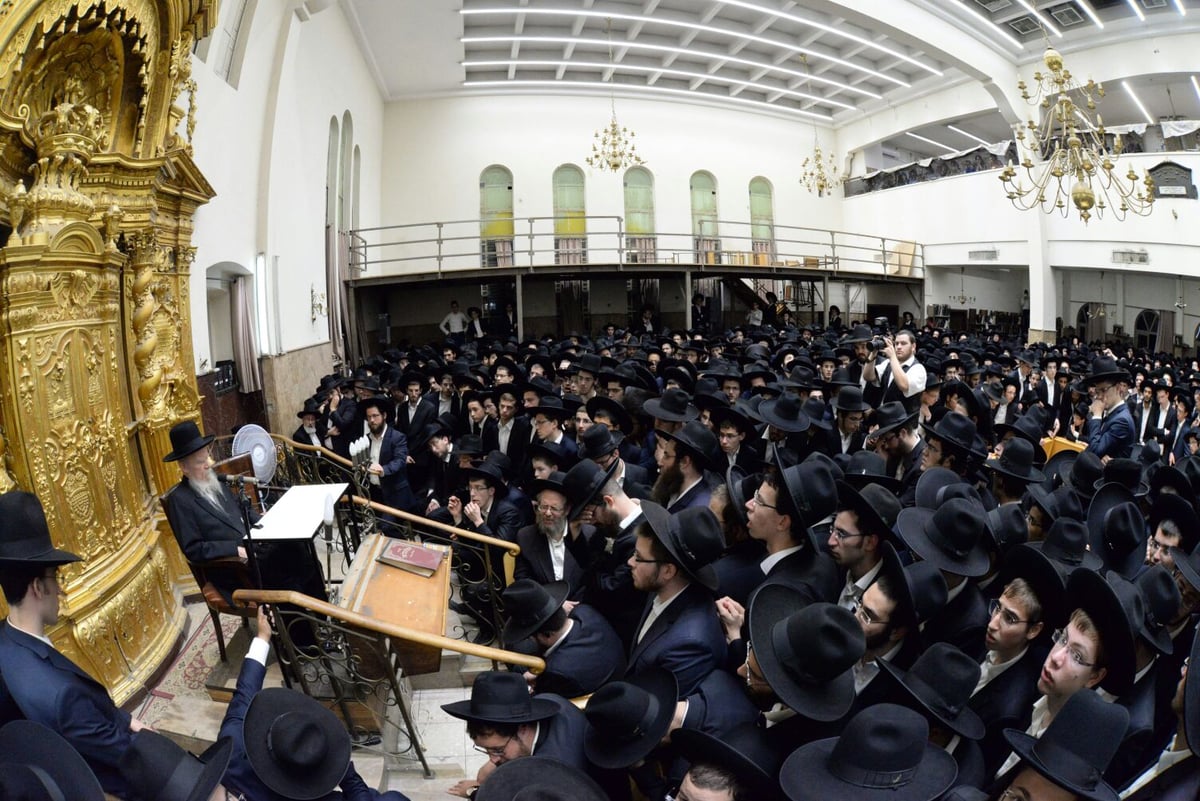 מסע הלווית  המשגיח הגר"א גינזבורג זצ"ל