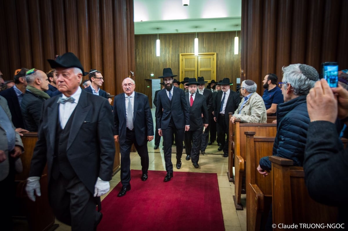 הרב הצעיר מונה לרבה של שטרסבורג • צפו במעמד ההכתרה