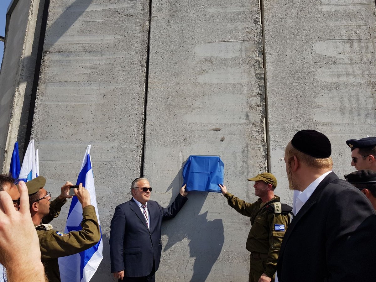 מערכת תאורה חדשה הותקנה בקבר רחל אמנו