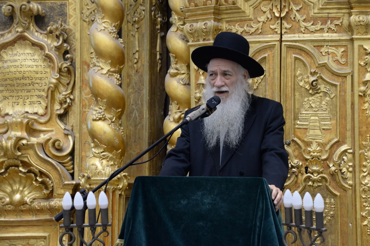 פוניבז' ספדה למשגיח הישיבה זצ"ל • תיעוד