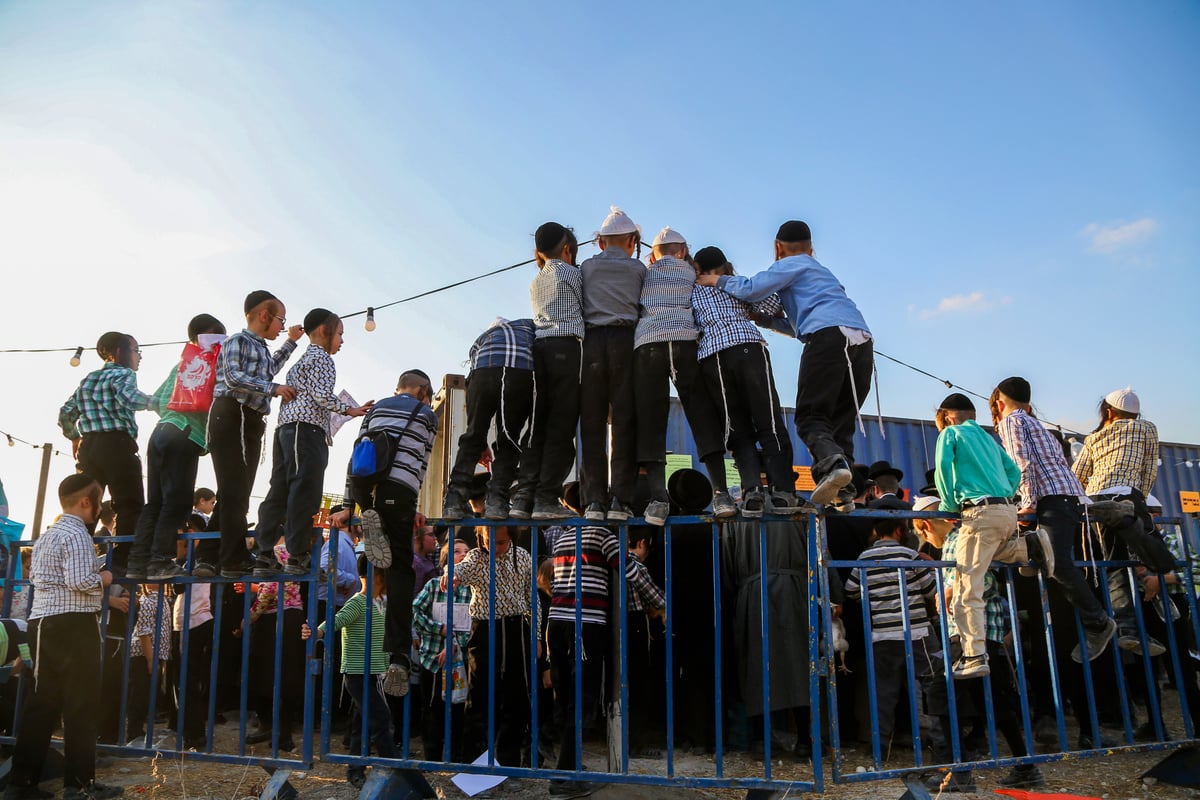 ערב יום כיפור: כפרות בבית שמש • צפו