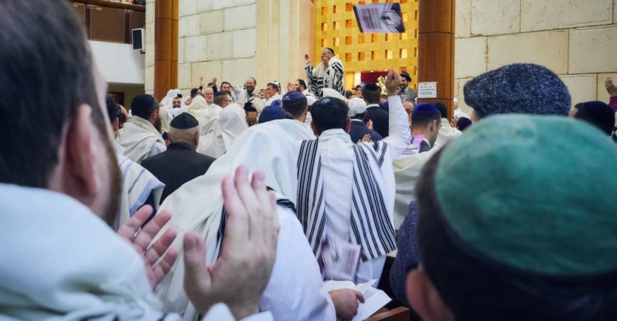 מוסקבה: ה"נעילה" הסתיימה ב"מארש נפוליון"