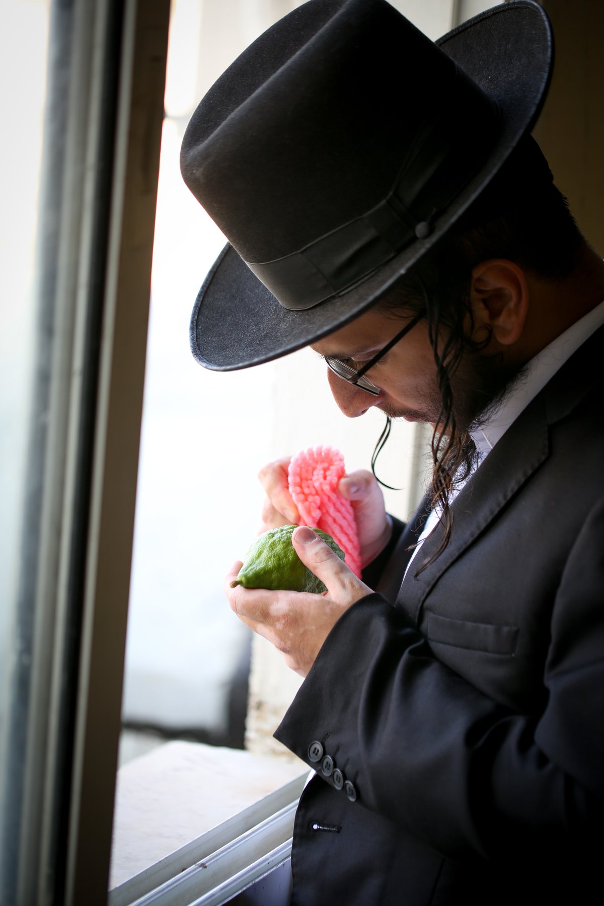 שוק ארבעת המינים בצפת • צפו בגלריה