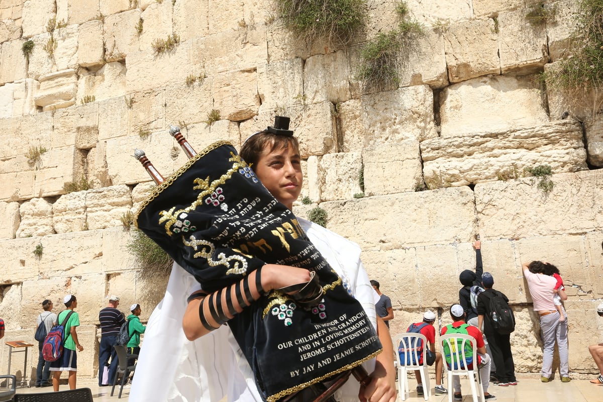 יש להזמין כרטיסים מראש,www.thekotel.org