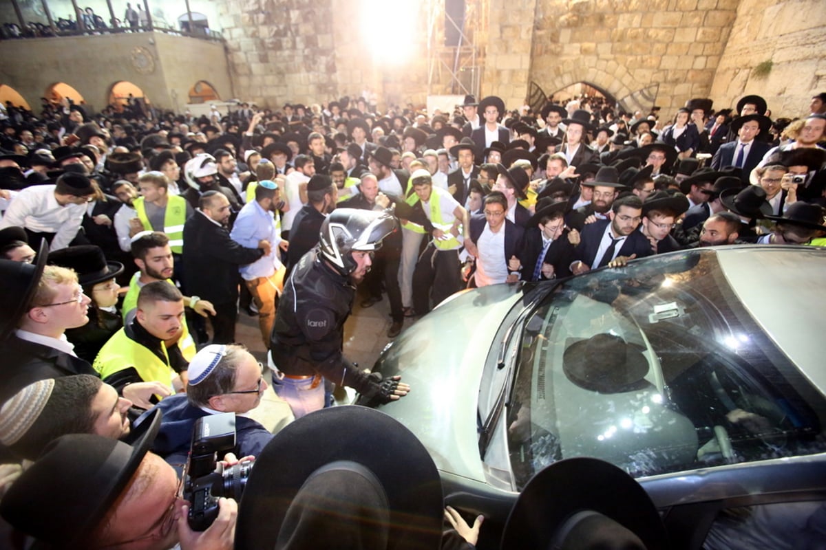 בעקבות החקירה: מרן הגר"ח קנייבסקי חיזק את הרב הבר