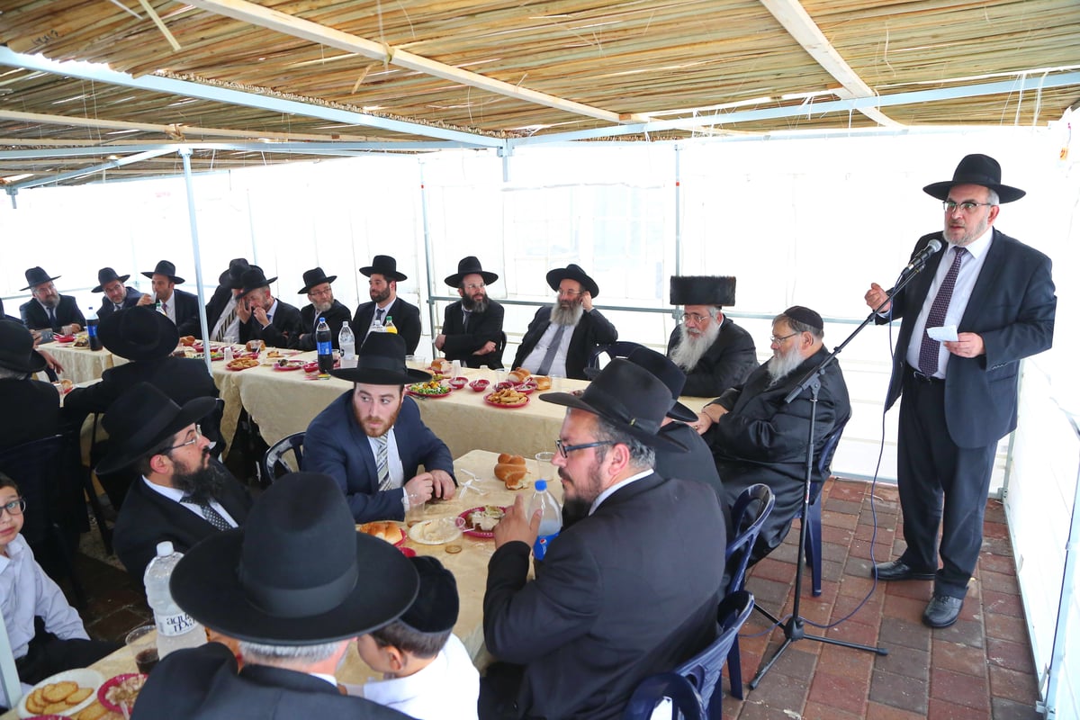 עכשיו הגלריה: מסיבת החג של 'דגל התורה'