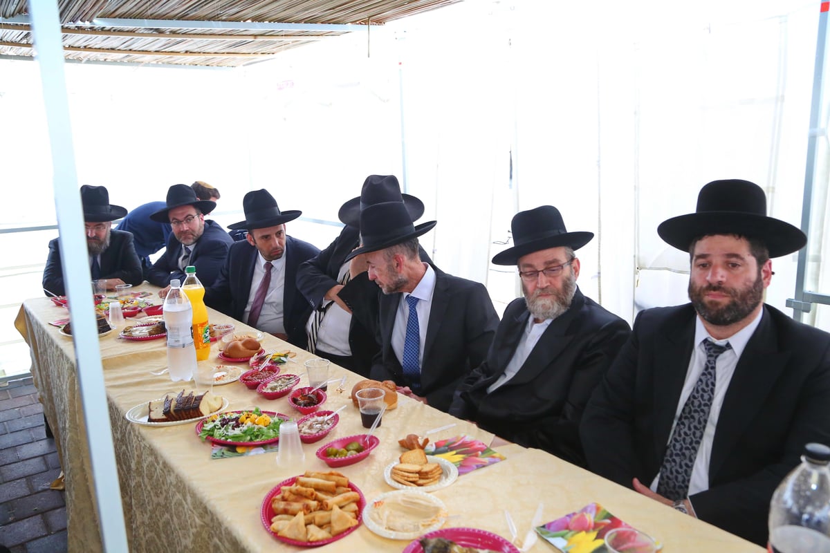 עכשיו הגלריה: מסיבת החג של 'דגל התורה'