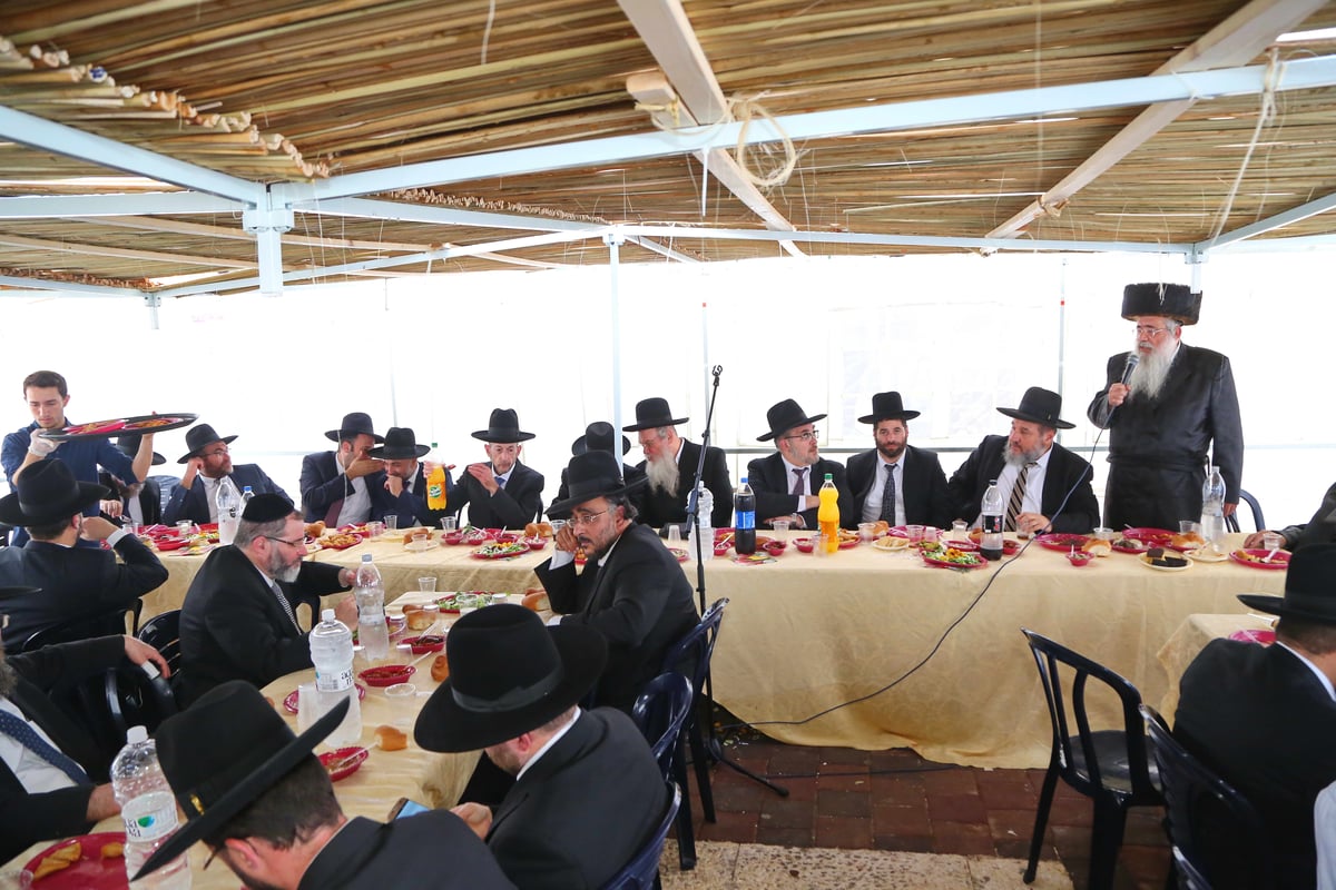 עכשיו הגלריה: מסיבת החג של 'דגל התורה'