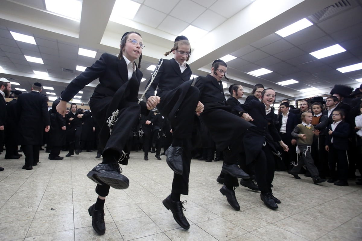 המתמידים חגגו הקפות שניות • וידאו וגלריה