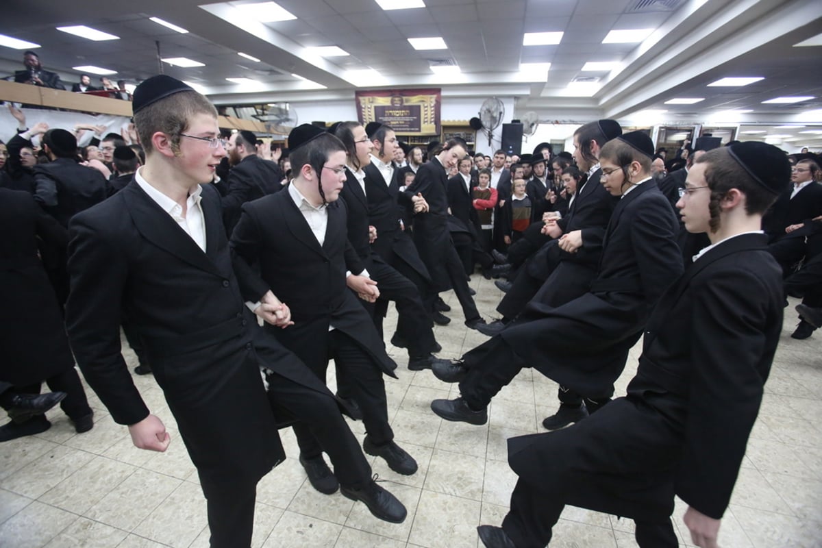 המתמידים חגגו הקפות שניות • וידאו וגלריה