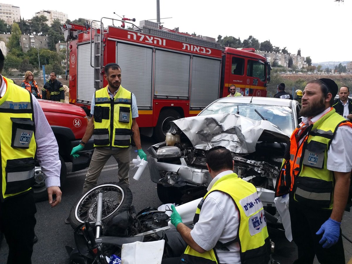 שוטר נהרג ושניים נפצעו בהתנגשות קטלנית בירושלים