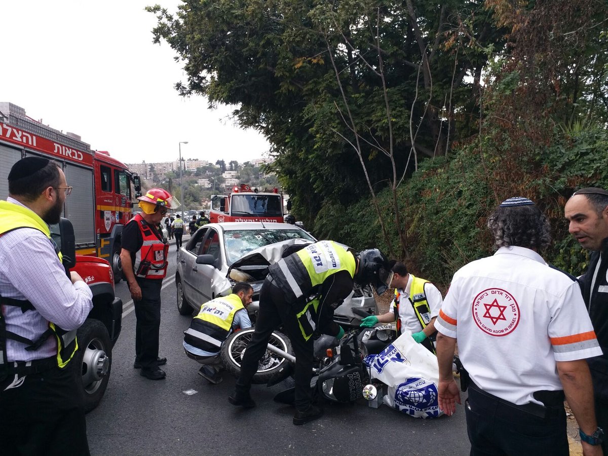 שוטר נהרג ושניים נפצעו בהתנגשות קטלנית בירושלים