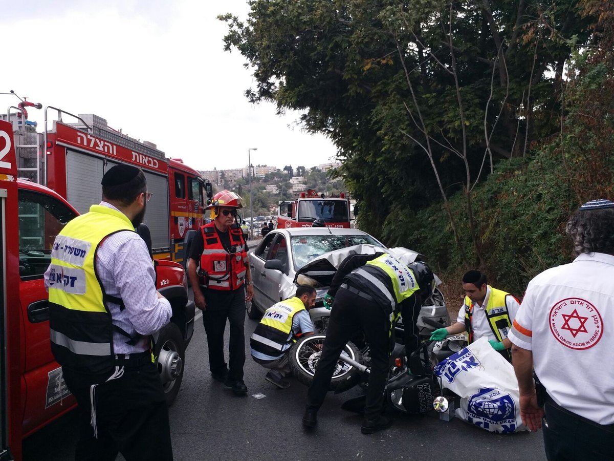 שוטר נהרג ושניים נפצעו בהתנגשות קטלנית בירושלים