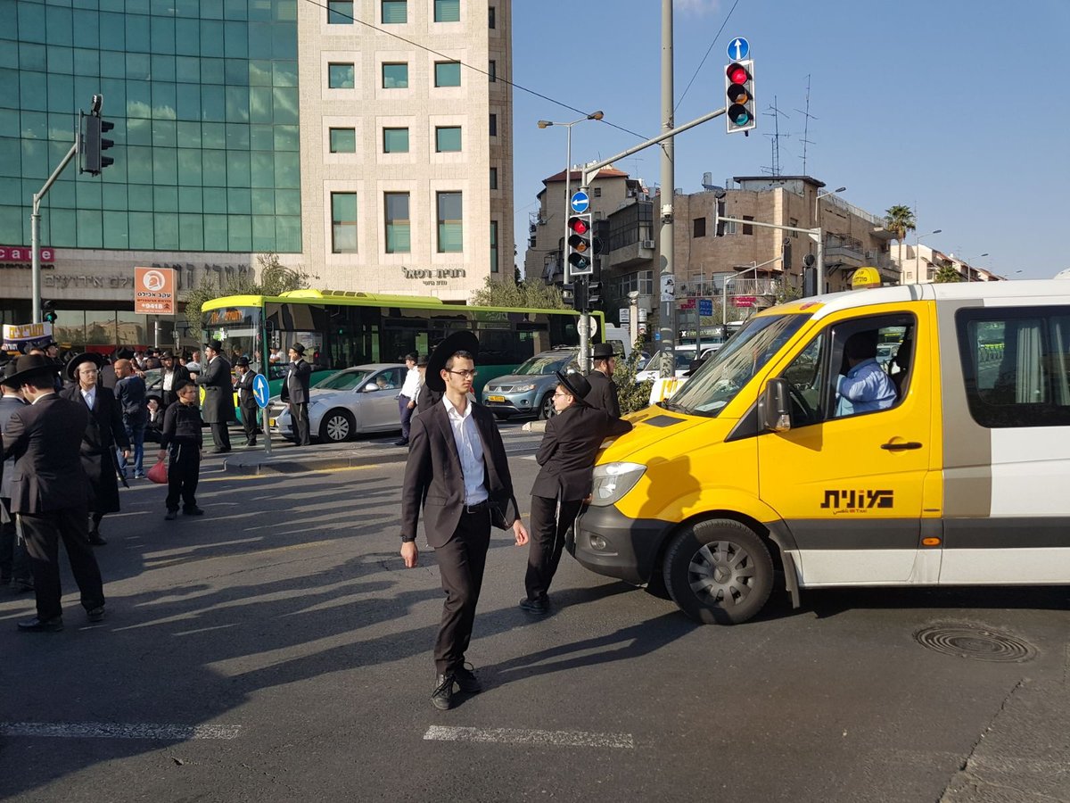 אנשי 'הפלג הירושלמי' חסמו את ירושלים; 17 נעצרו