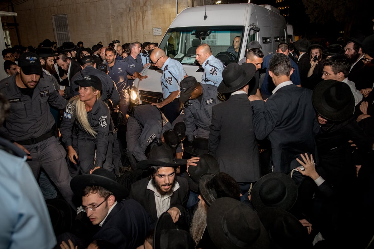 ערב 'יום הזעם': חרדים ותומכי 'הפלג' בתגרה אלימה בבירה