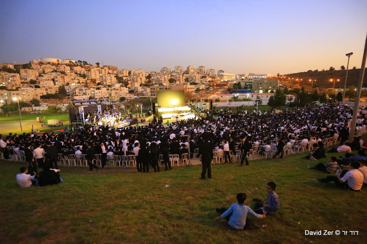 בני התורה סיימו מסכת טהרות עם מרן שר התורה. צפו