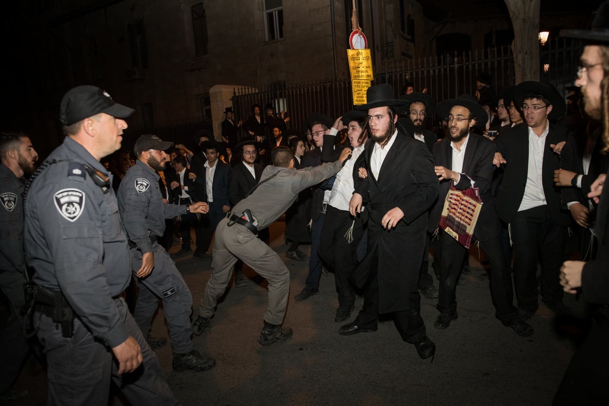 לאחר המהומות: 9 עריקים הועברו לידי המשטרה הצבאית