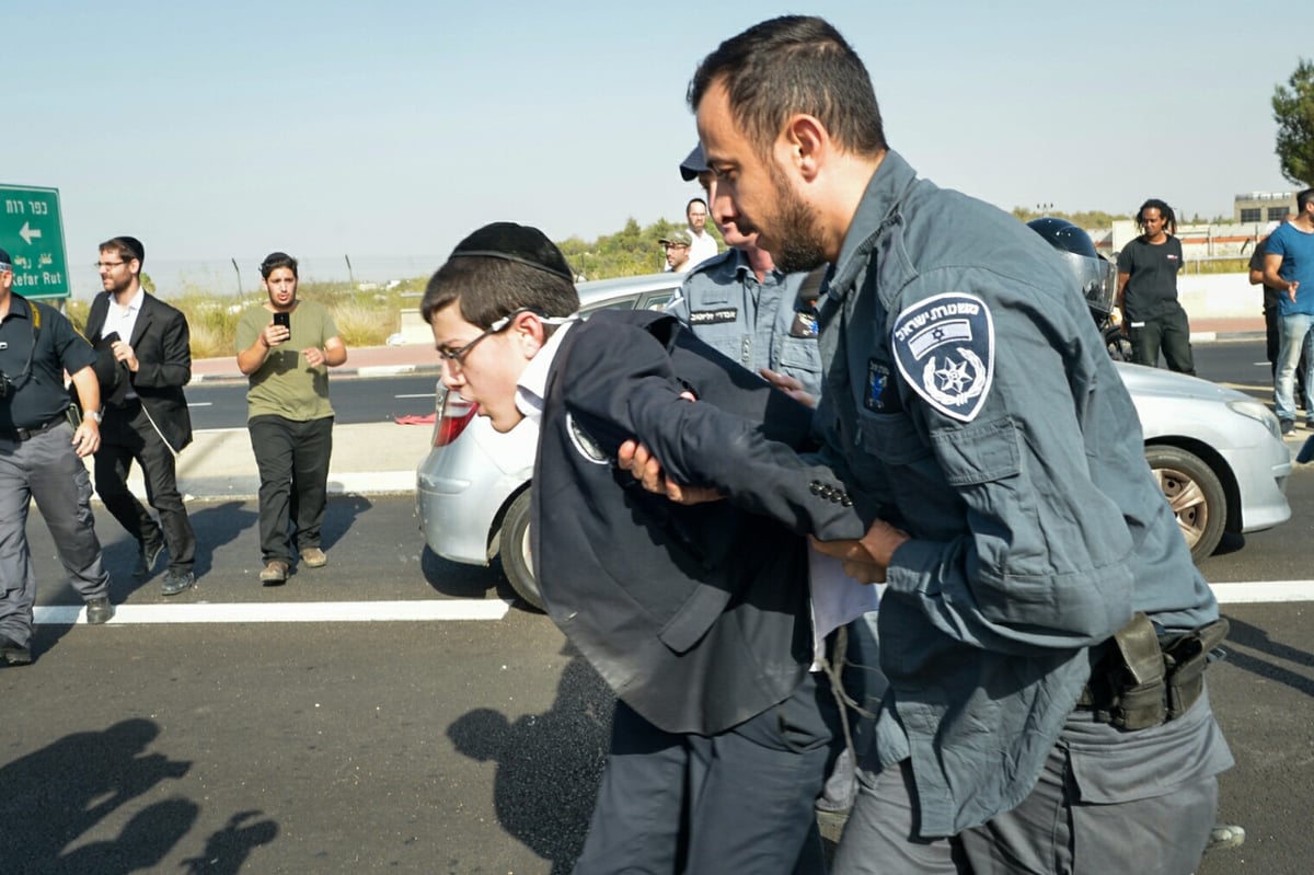 'הפלג' מתלונן: 'אלימות חסרת תקדים מצד המשטרה'. צפו