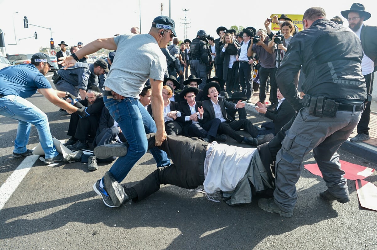 'הפלג' מתלונן: 'אלימות חסרת תקדים מצד המשטרה'. צפו