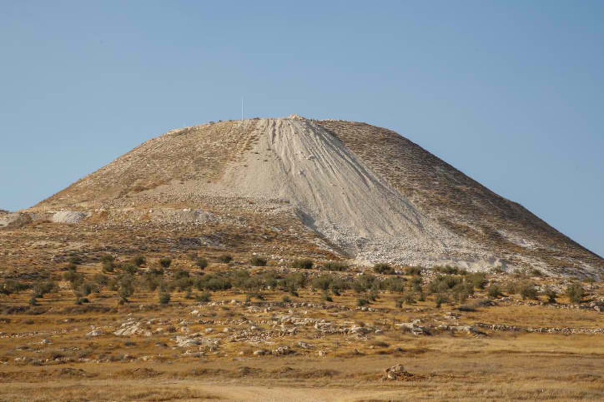 הר ההרודיון במדבר יהודה