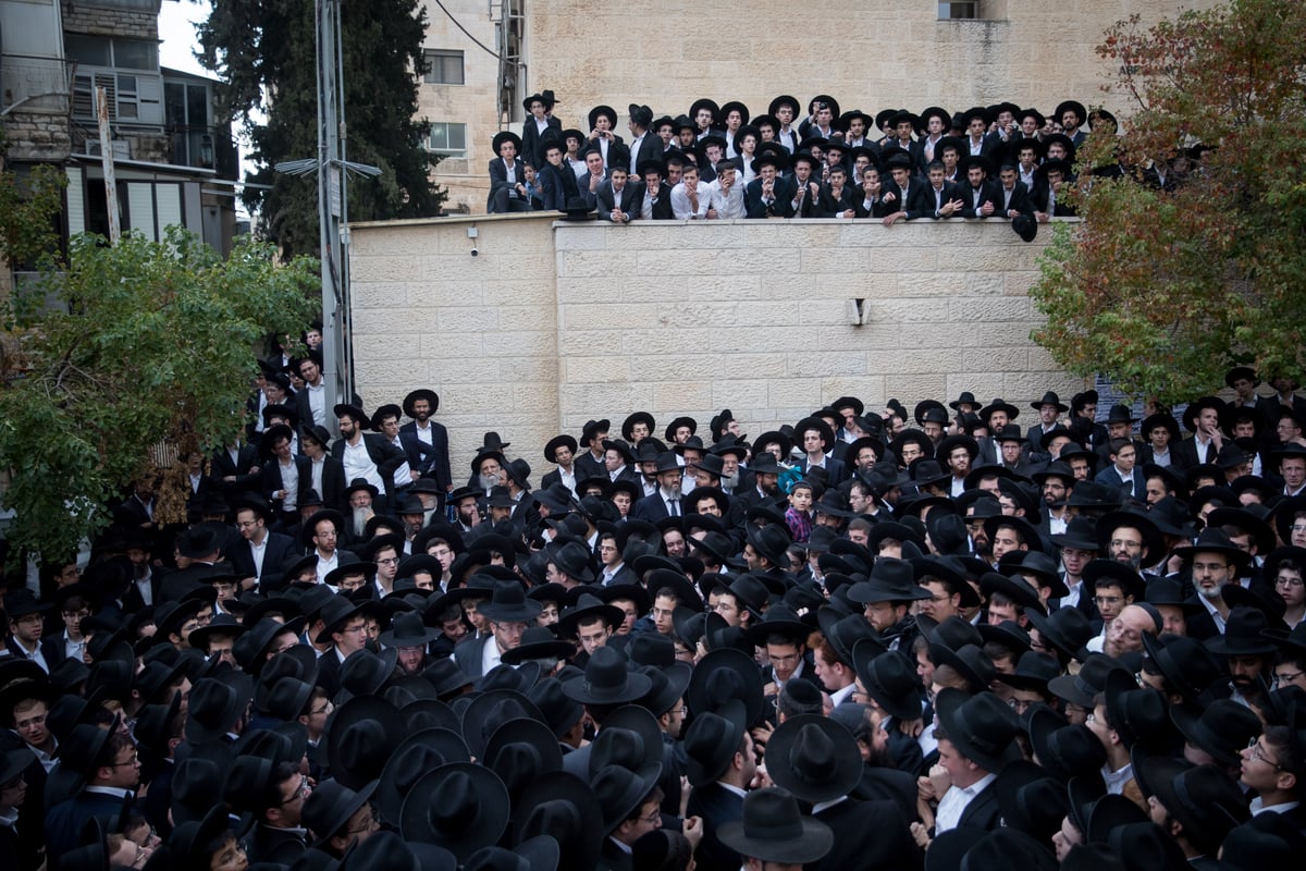 תיעוד דומע: אלפים ליוו את הגאון רבי דב יפה זצ"ל בירושלים