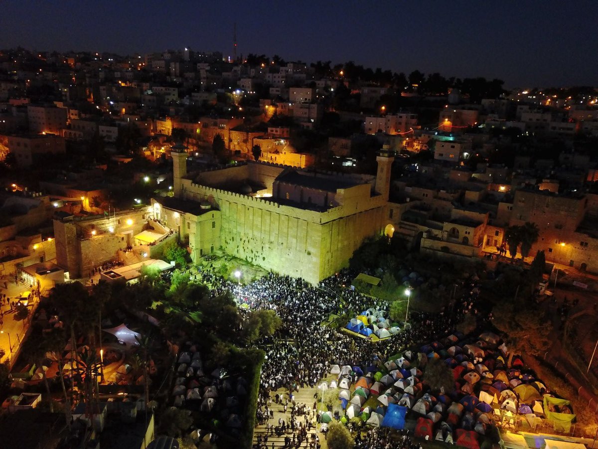 האלפים בחברון, השבת