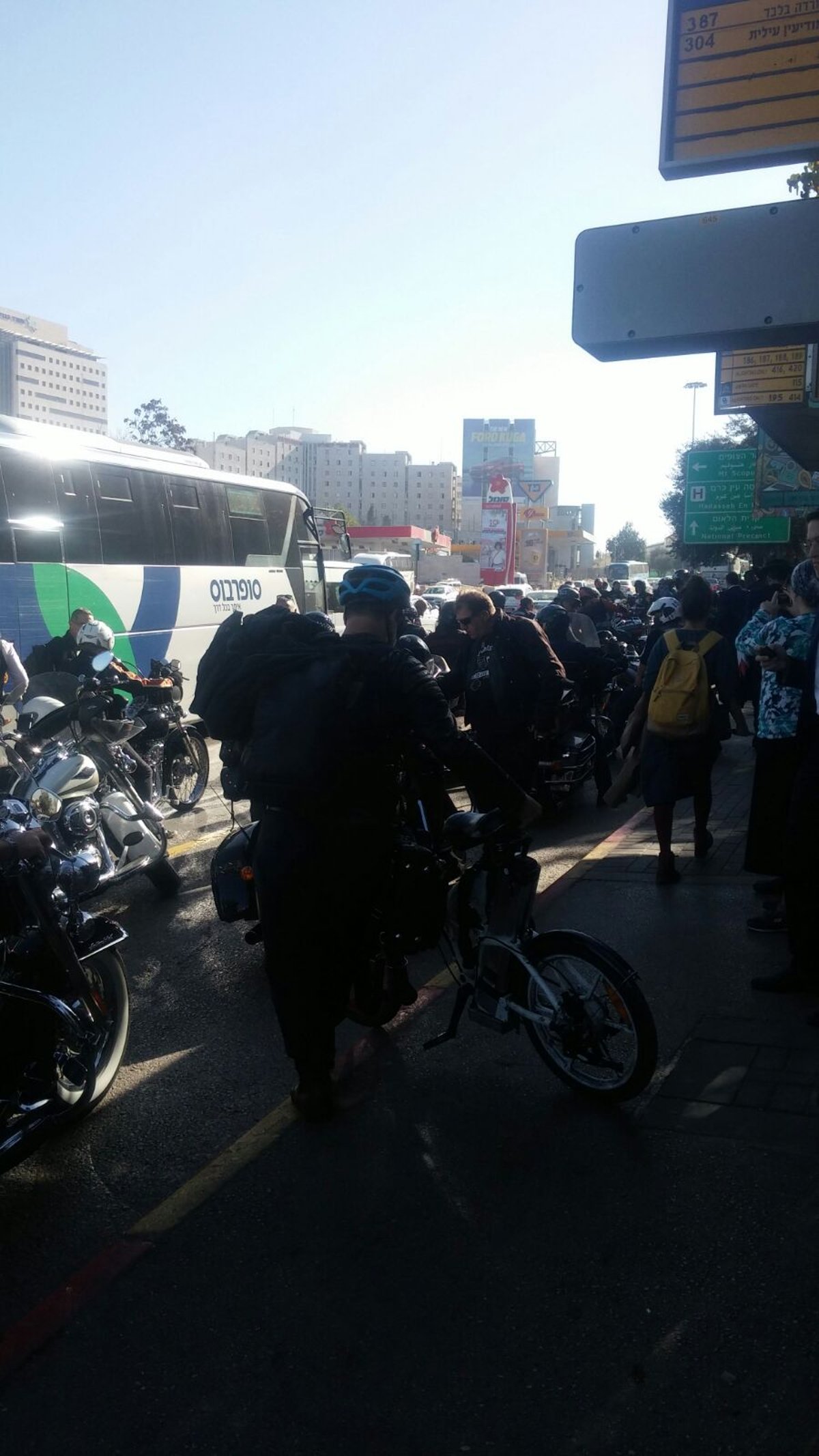 עשרות אופנועים כבדים בכניסה לירושלים • צפו